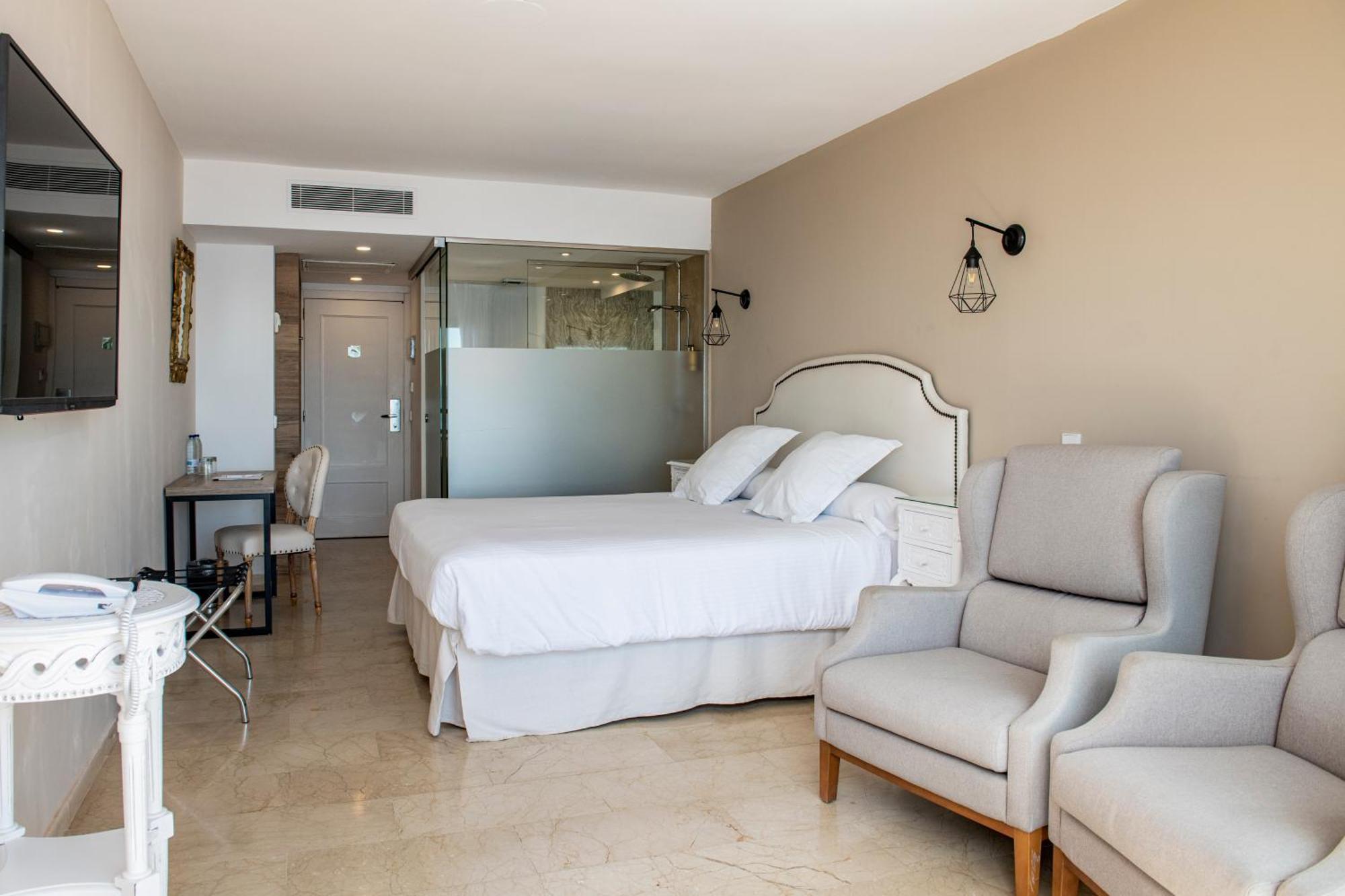 Hotel Roc Illetas & Spa Стая снимка